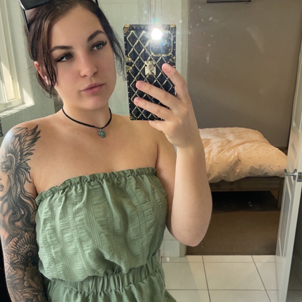 Meet your Posher, Zara